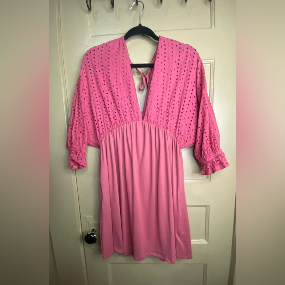 NWOT Pink dress by Ninexis. Size L.